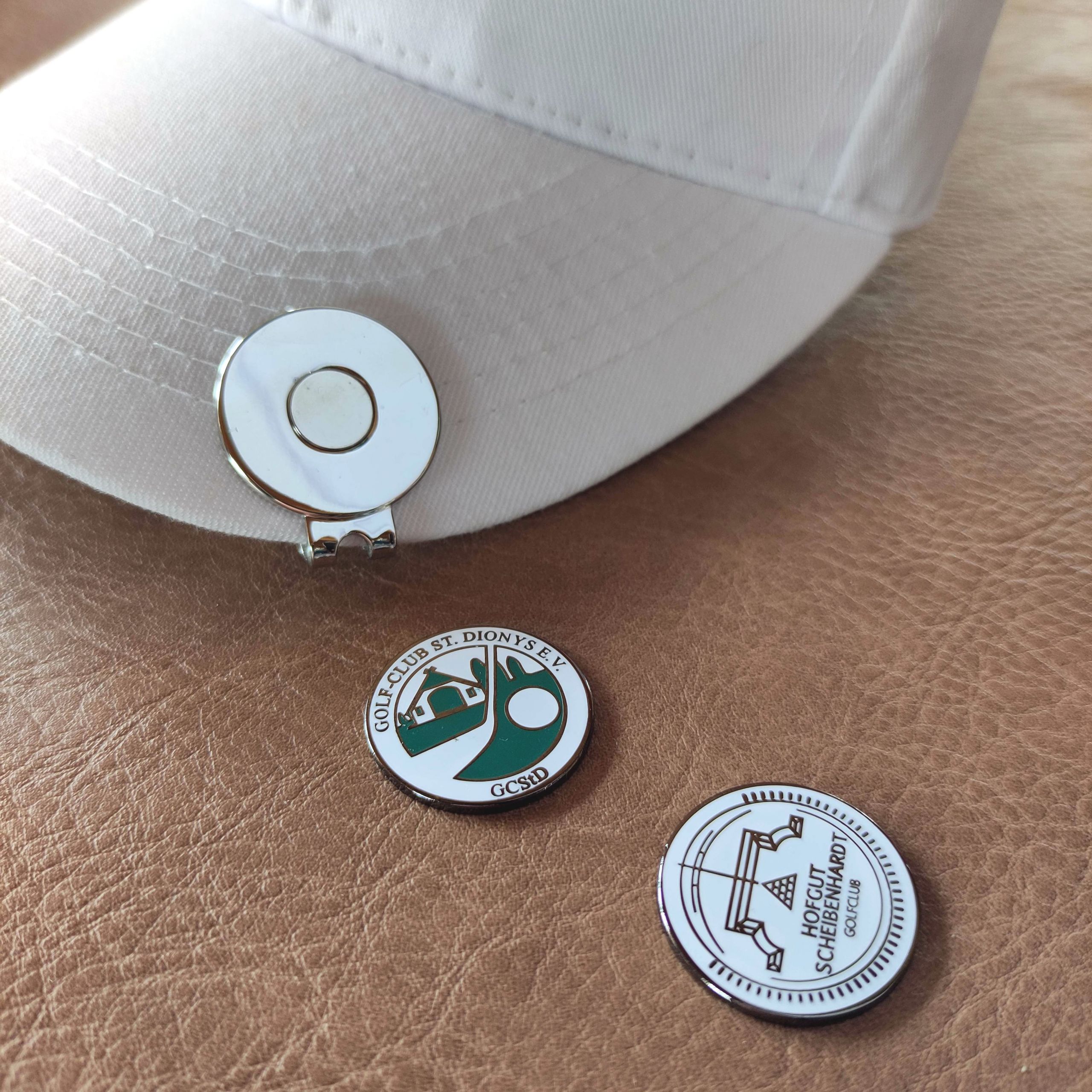 Hat-Clip mit Logo-Ballmarker, ab 25 Stück